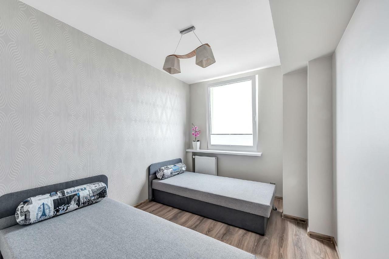 Orion Downtown Apartment By Pinpoint Лодзь Экстерьер фото